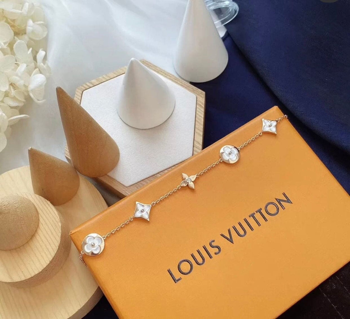 18K Louis Vuitton Colour Blossom Balenciaga Multi-Motif Bracelet