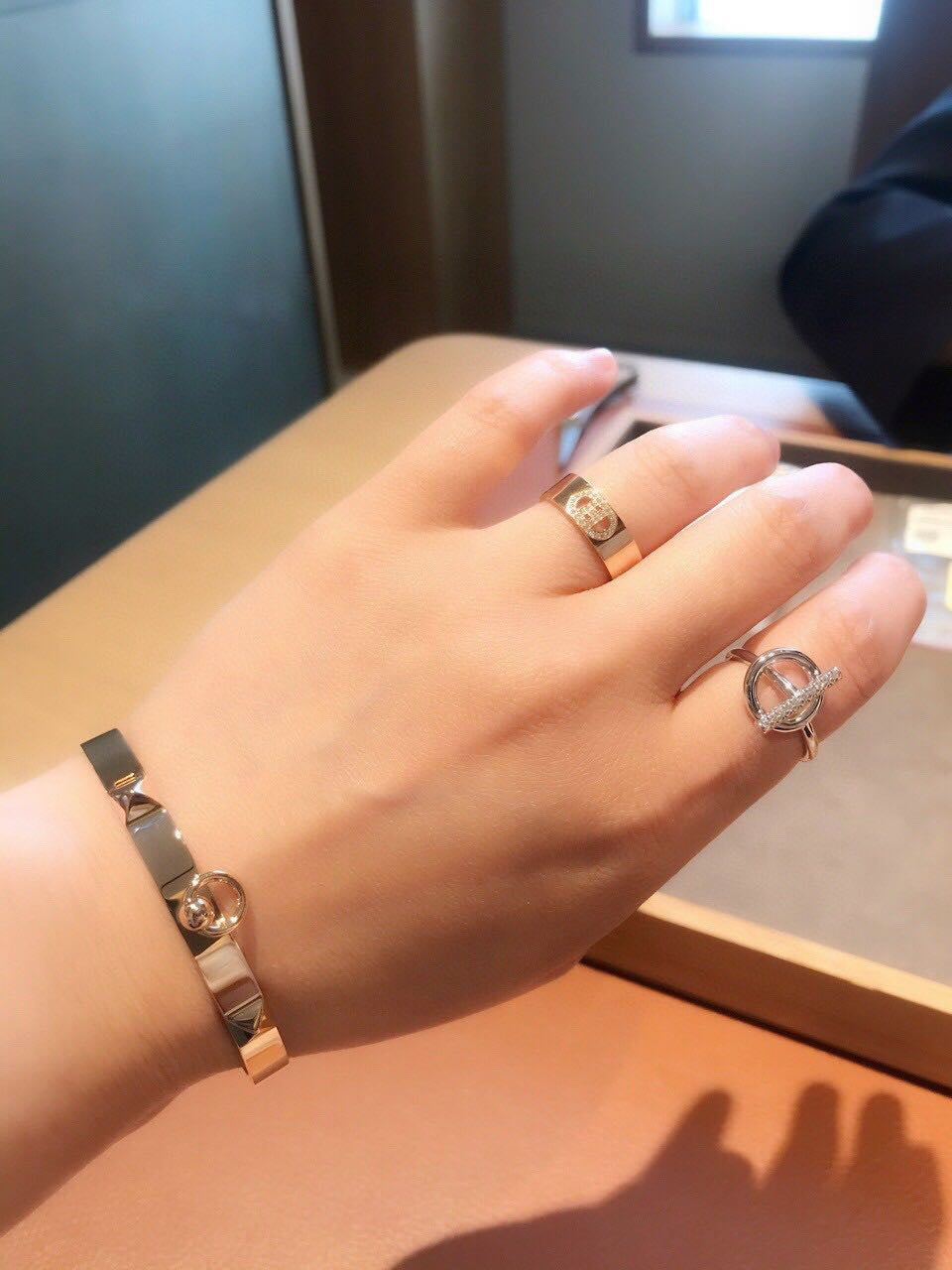 18K Collier De Chien Hermes Bracelet