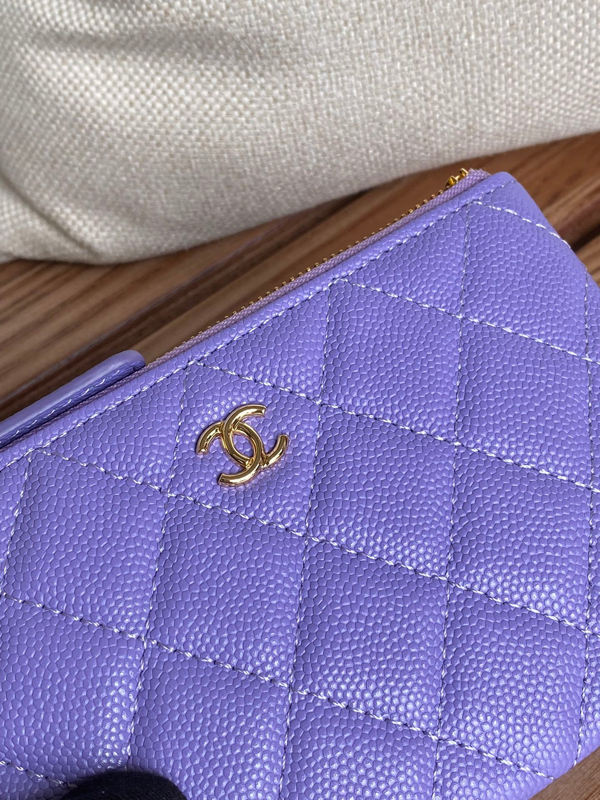 CHANEL CLASSIC SMALL 15 ZIPPED POUCH IN AMETHYST PURPLE GRAINED CALFSKIN