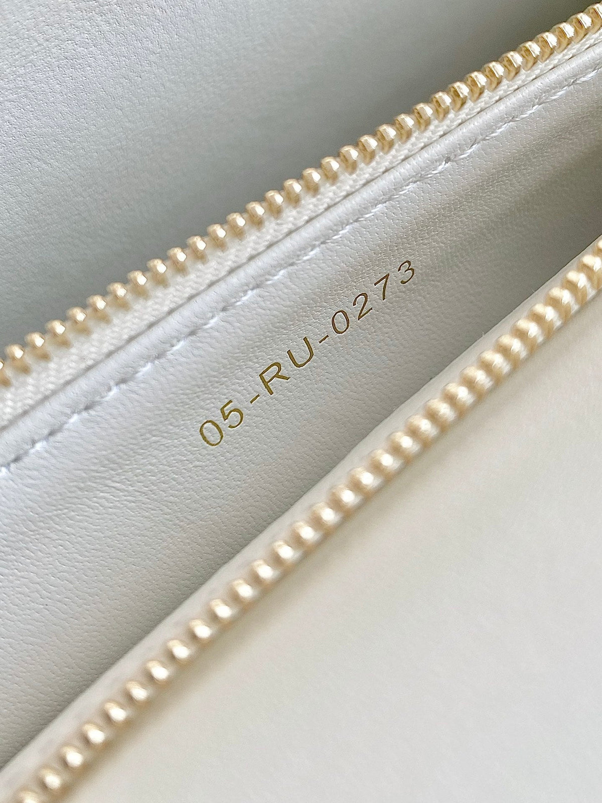 DIOR MISS LADY 24 LARGE BAG IN WHITE LAMBSKIN