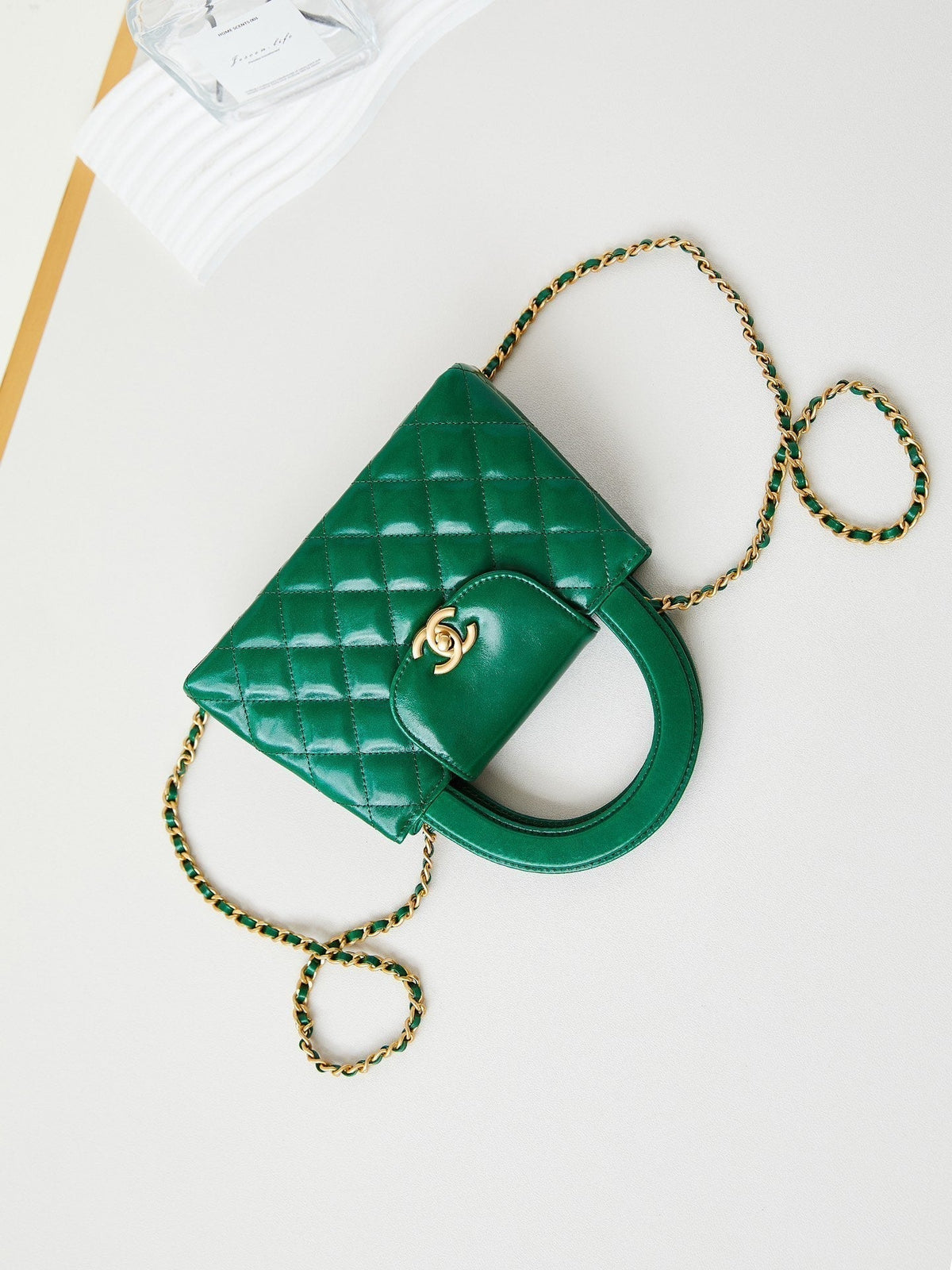 CHANEL KELLY MINI 19 SHOPPING BAG IN GREEN FOREST CALFSKIN