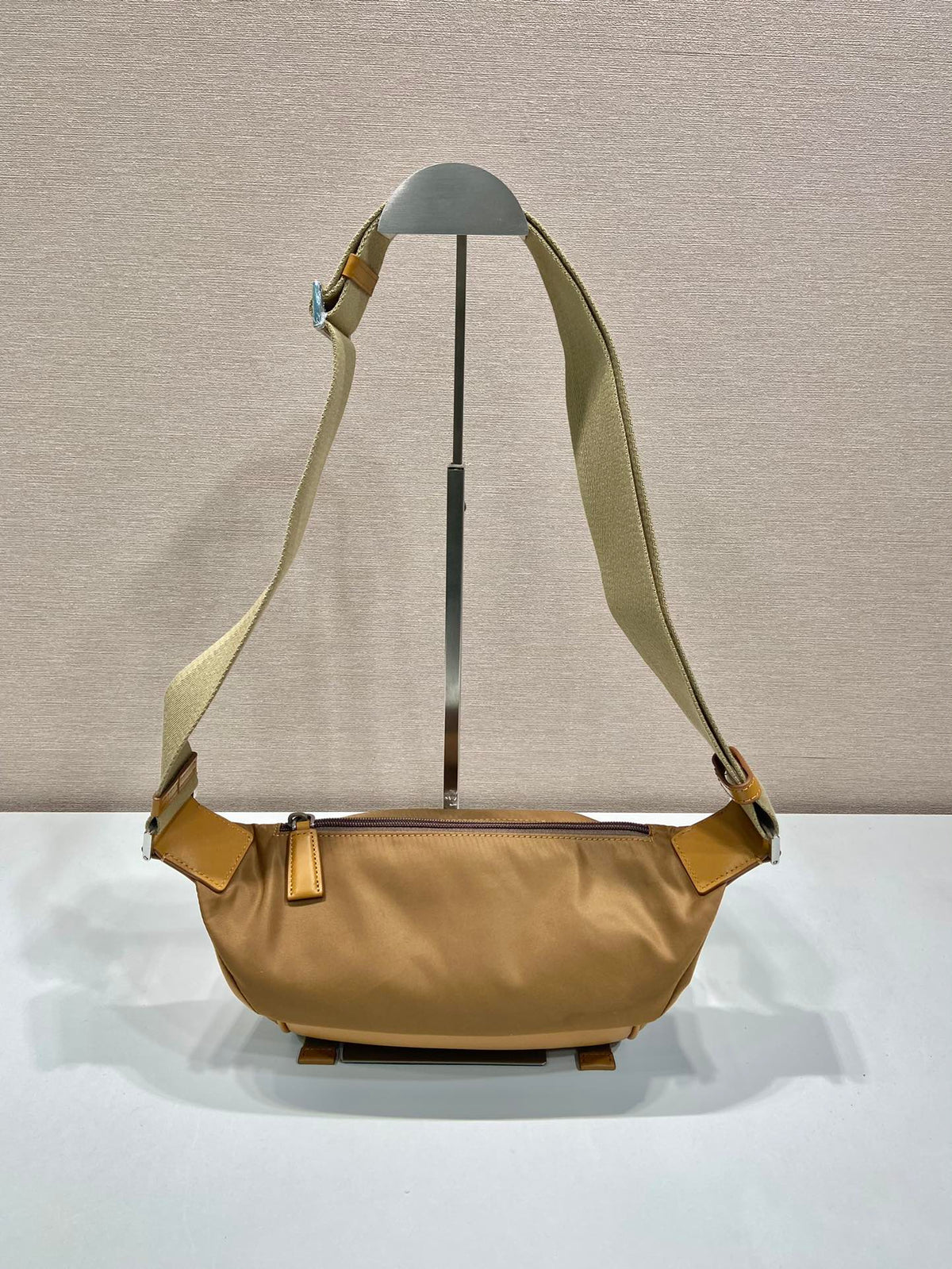 PRADA MESSENGER BAG 20 IN CIDER BROWN RE-NYLON AND CALFSKIN TRIM