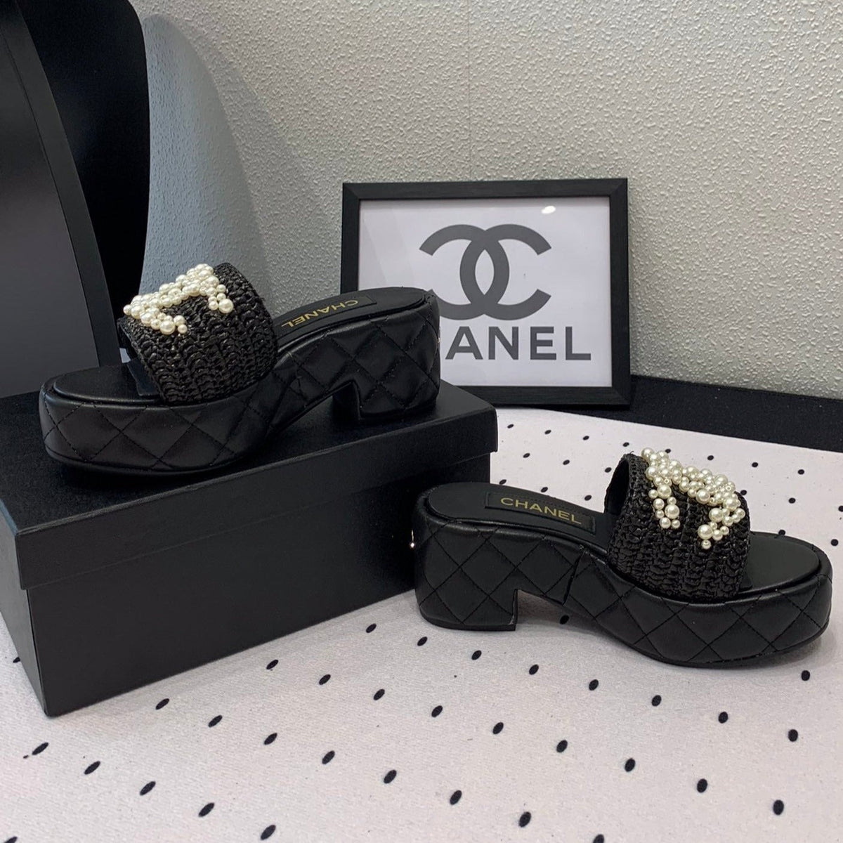 CHANEL Double  pearl platform sandals Sheepskin Black