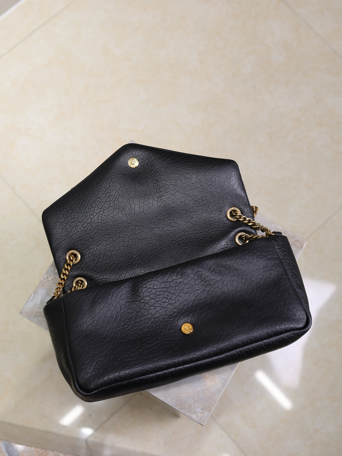 YSL 25S CALYPSO 30 IN BLACK GRAINED CALFSKIN GOLD HARDWARE