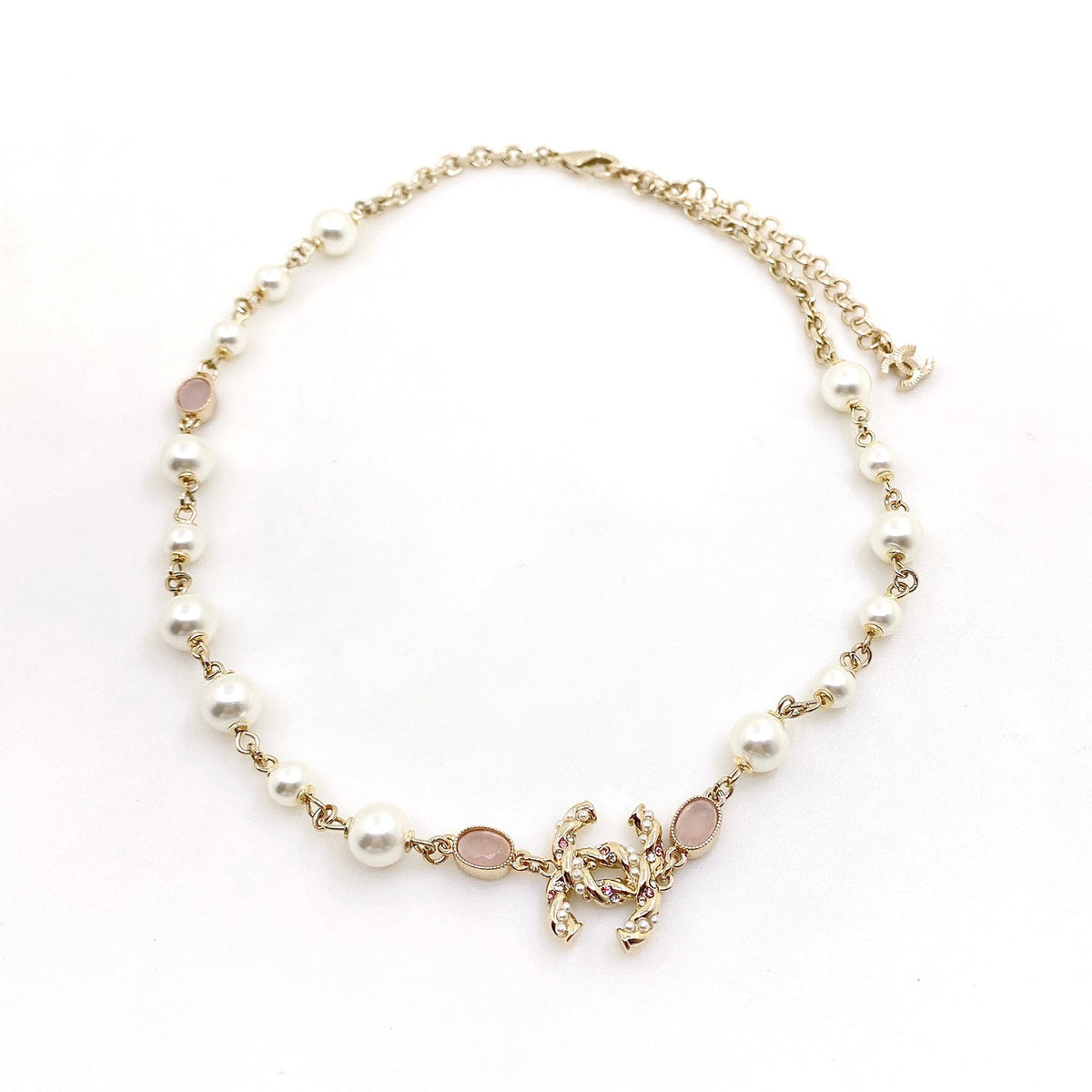 18K  Chanel Pearls Necklace