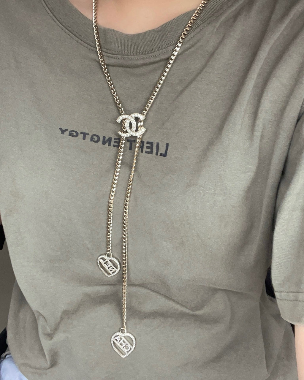 18K  Chanel Heart Chain Necklace