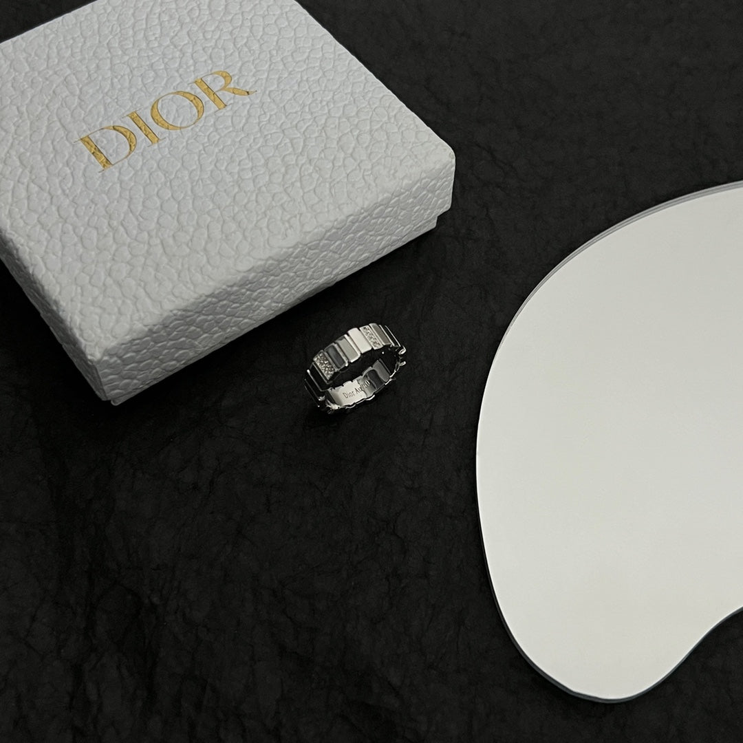 18K Dior Gem Diamond Ring