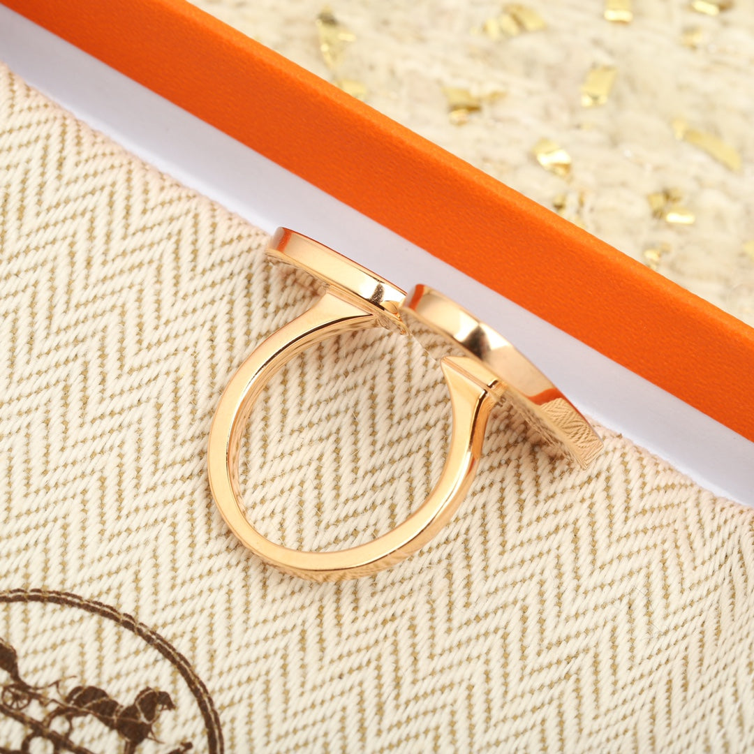 18K Chaine D'ancre Verso Large Hermes Ring