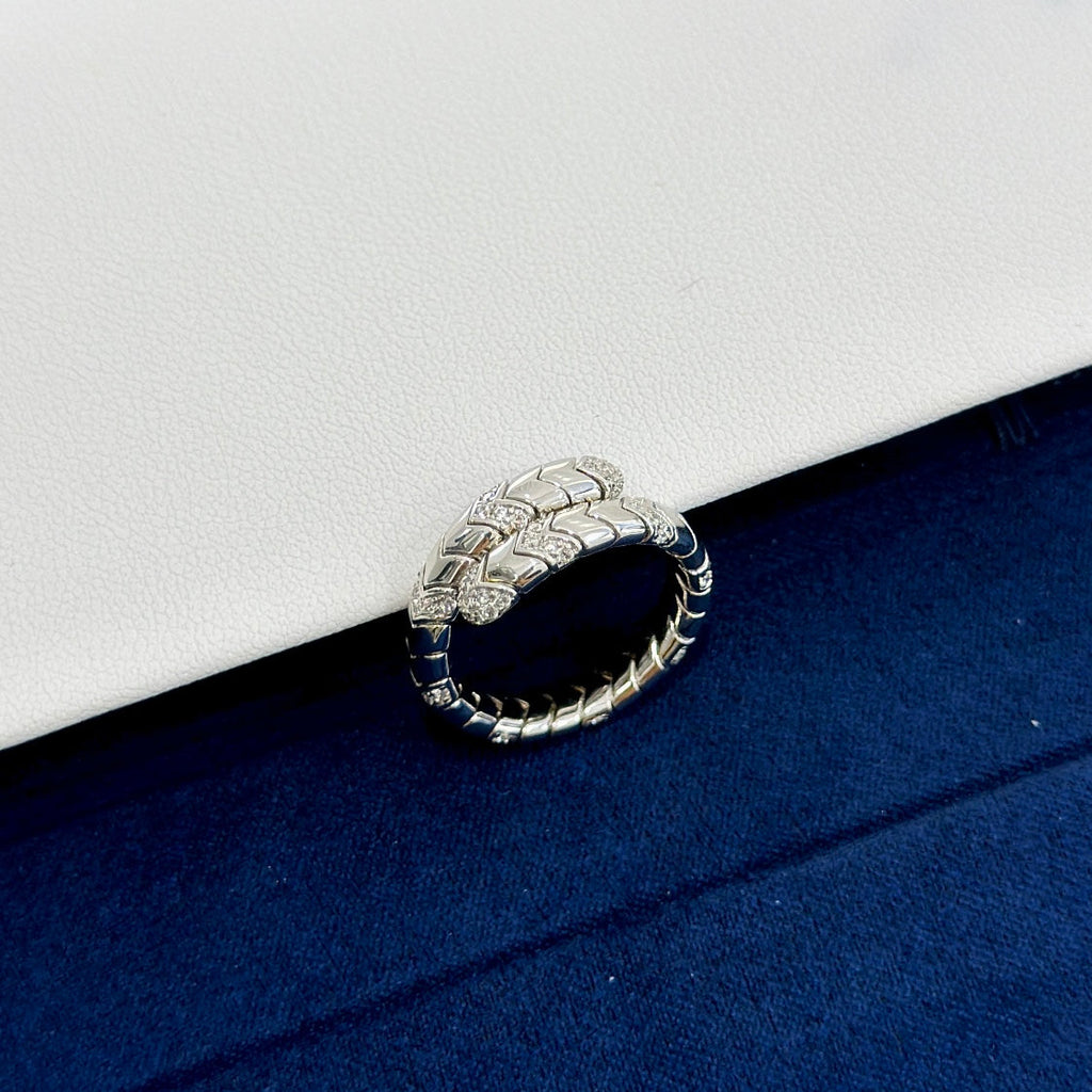 18K BVLGARI Serpenti Viper Pave Diamond Ring
