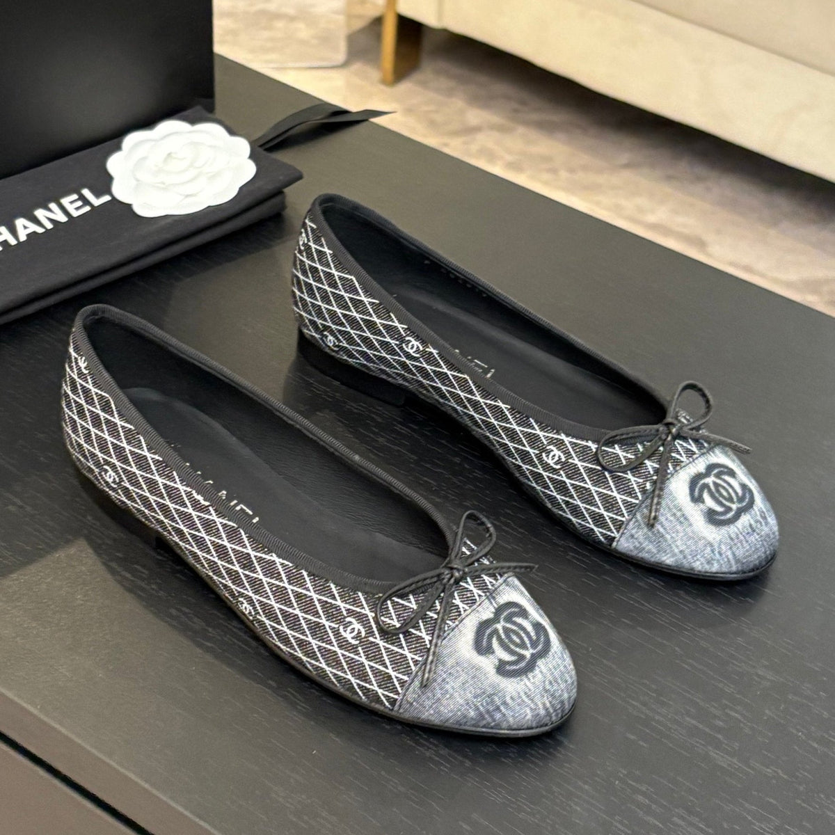 CHANEL BALLET FLATS IN CHARCOAL BLACK MONOGRAM DENIM