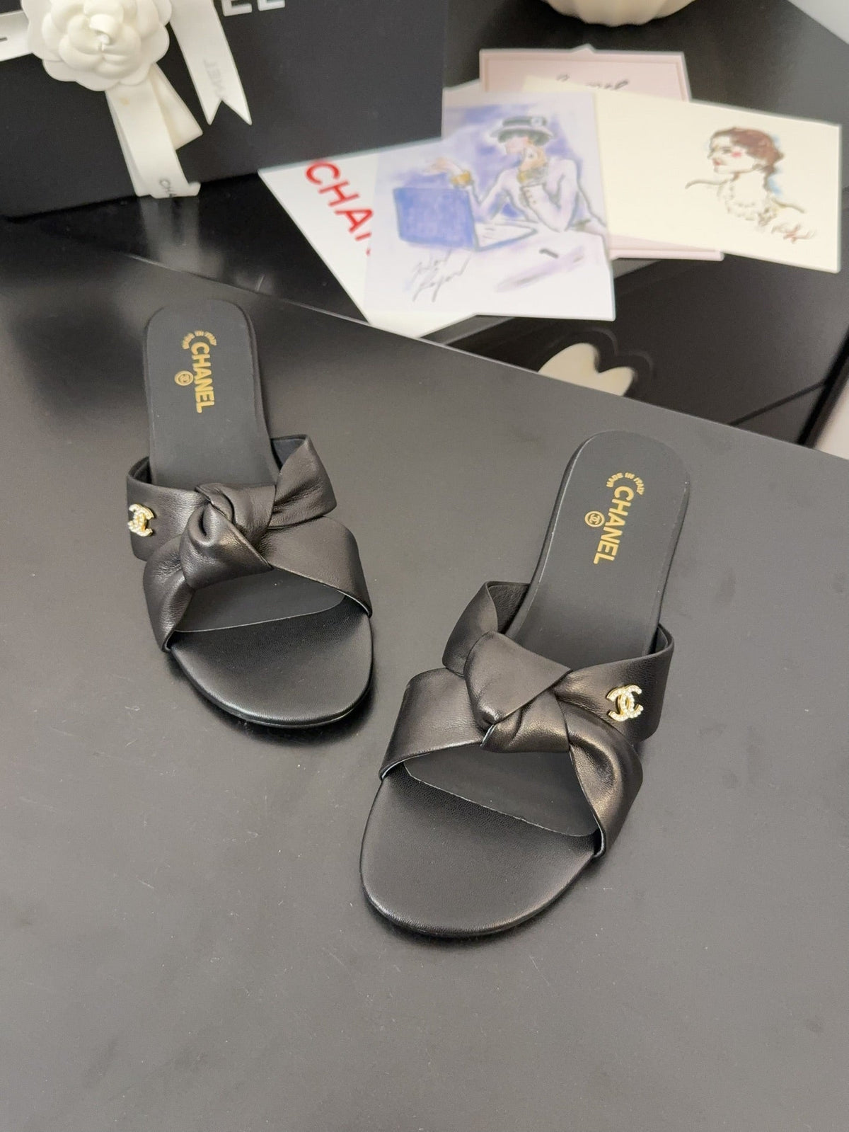 CHANEL LACE MULE 2 CM IN BLACK LAMBSKIN