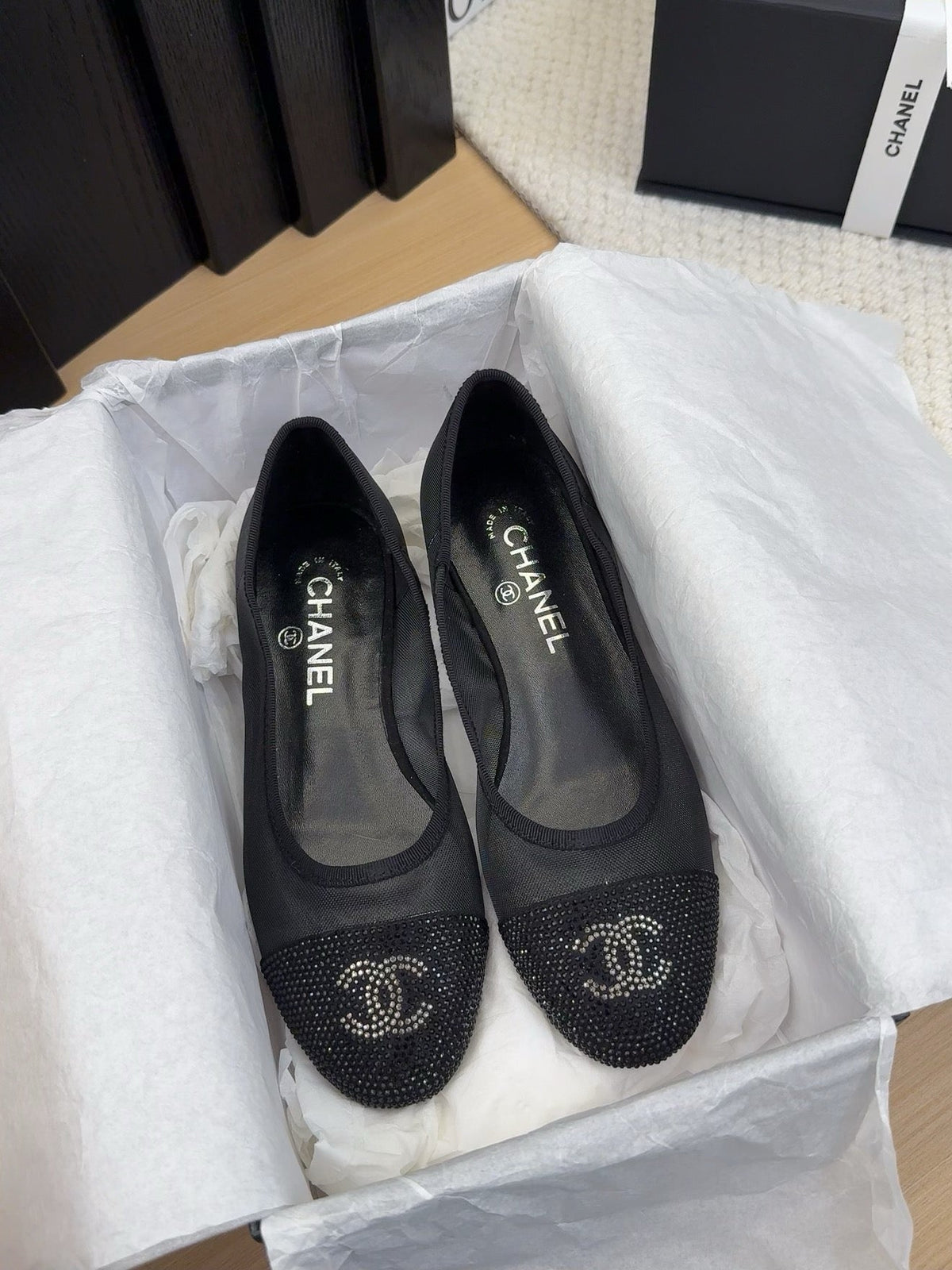 CHANEL BALLET FLAT IN BLACK FABRIC AND MESH WITH CRYSTALS