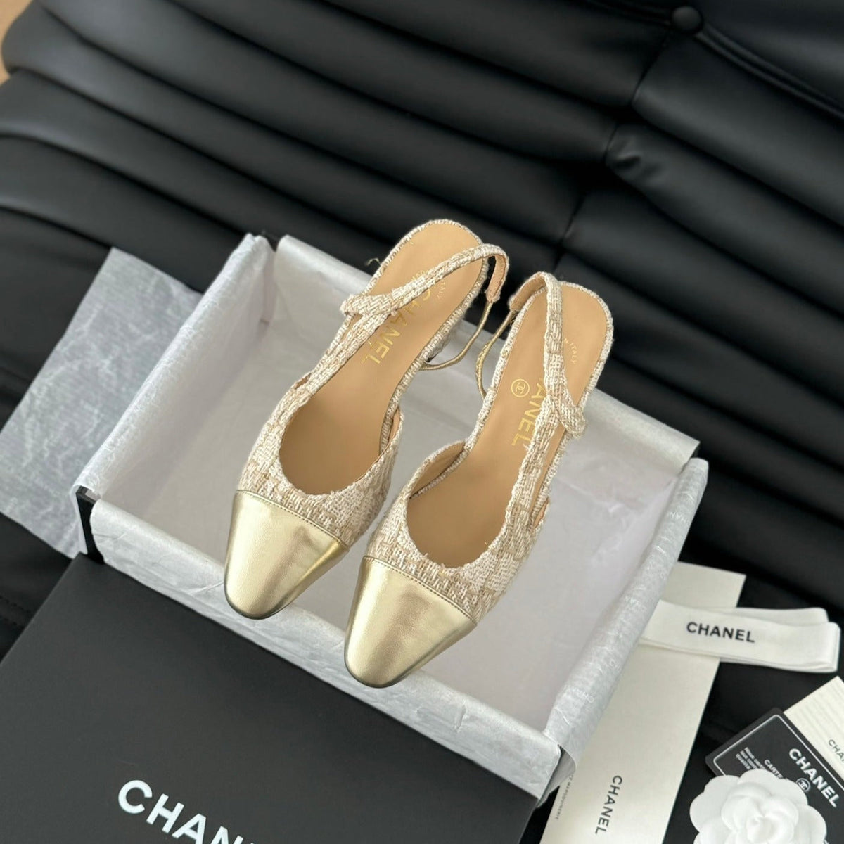 CHANEL HIGH SLINGBACK IN BEIGE CREAM TWEED AND GOLDEN LAMBSKIN