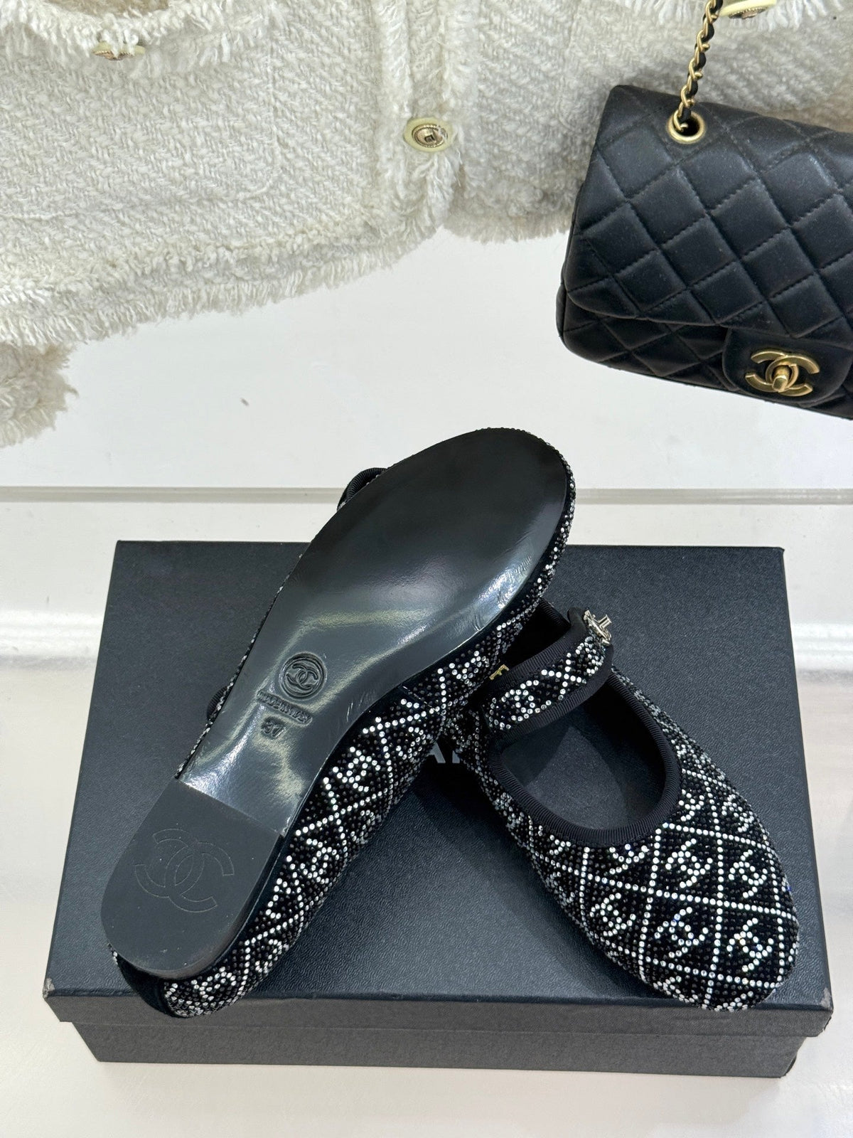 CHANEL FLAT MARY JANE 25SS IN BLACK EMBELLISHED WITH RHINESTONES