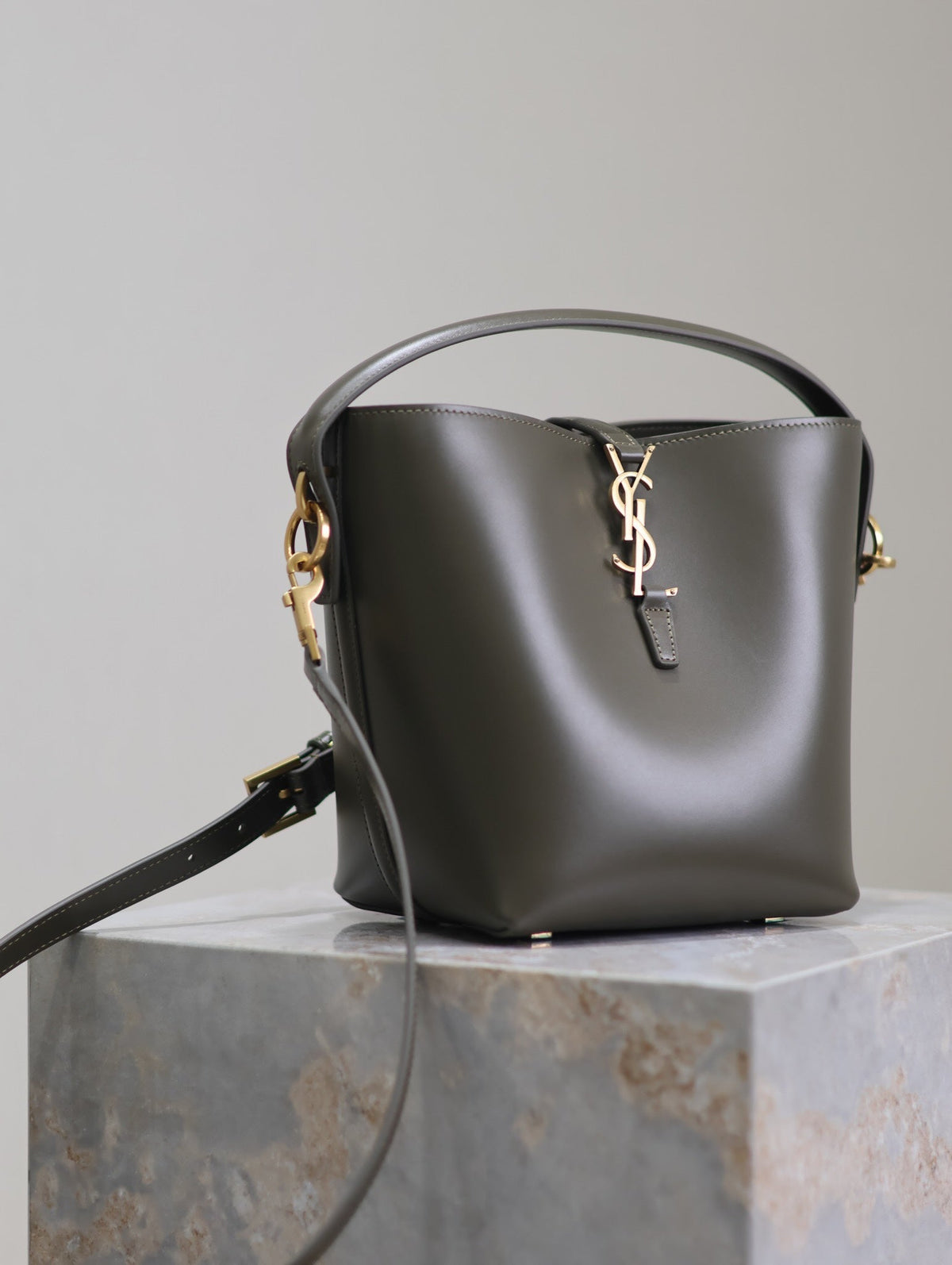 YSL 25S LE 37 MINI 20 IN DARK OLIVE CALFSKIN GOLD HARDWRE